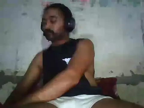 Snapshot of Parm_randhawa chatting on June 2026 04:53:01 PM Parm randhawa online show from June 2026 04:53:01 PM