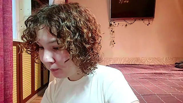 Snapshot of OlivaArashiro chatting on March 2026 09:32:02 PM OlivaArashiro online show from March 2026 09:32:02 PM