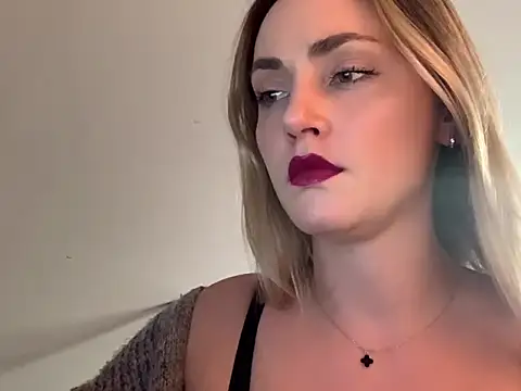 ScarlettSensitive online show from April 2026 03:12:01 PM