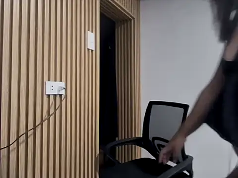  georgiax  online show from April 2026 08:20:02 PM