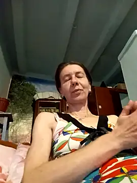 Tania9876 online show from April 2026 06:58:02 PM