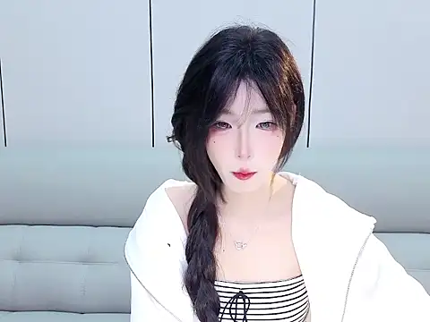 Tiantian9191 online show from March 2026 05:28:01 PM