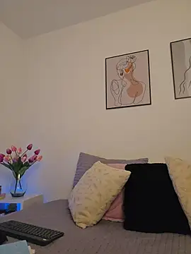 Victoria Evanss online show from April 2026 10:14:02 PM