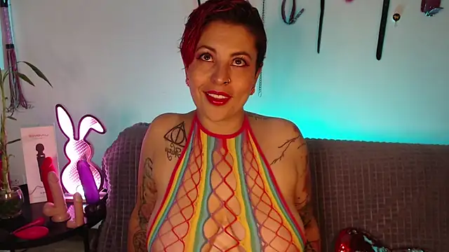 Snapshot of RedWidowCol chatting on May 2026 08:06:01 PM RedWidowCol online show from May 2026 08:06:01 PM