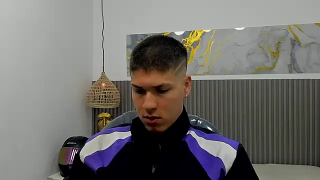 Snapshot of AlessandroFranco chatting on March 2026 12:20:02 PM AlessandroFranco online show from March 2026 12:20:02 PM