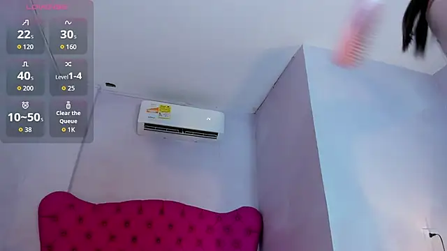 Adalyn Cute online show from July 2026 11:45:02 AM