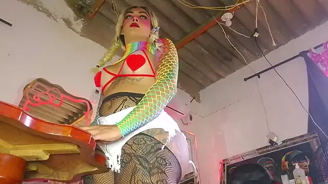 candy aass online show from May 2026 09:10:01 PM