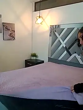 Liily Foxxy online show from April 2026 11:00:01 AM