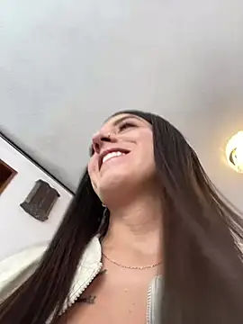 Snapshot of Electra_Pinkk chatting on July 2026 01:24:01 PM Electra Pinkk online show from July 2026 01:24:01 PM