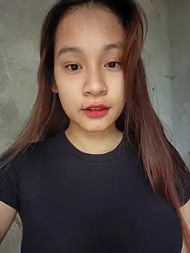 Snapshot of -Hicici- chatting on May 2026 01:36:02 AM -Hicici- online show from May 2026 01:36:02 AM