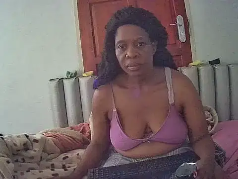 JoycyQueen online show from March 2026 02:45:01 PM