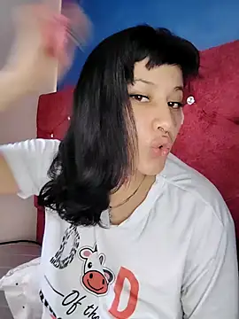 Snapshot of brunne_eva chatting on May 2026 06:36:02 PM brunne eva online show from May 2026 06:36:02 PM