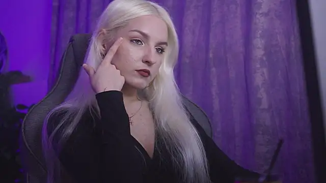 ViolaMore online show from May 2026 05:43:01 PM