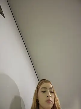 Isabella gaviria online show from April 2026 01:42:02 AM