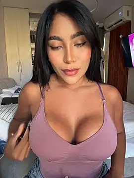 SaraValentina11 online show from June 2026 09:35:02 PM