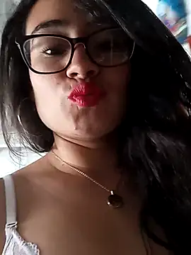 Sophia-Lovely online show from March 2026 03:18:01 PM