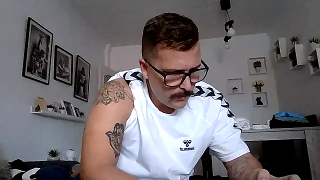 yanick931 online show from April 2026 10:47:02 AM