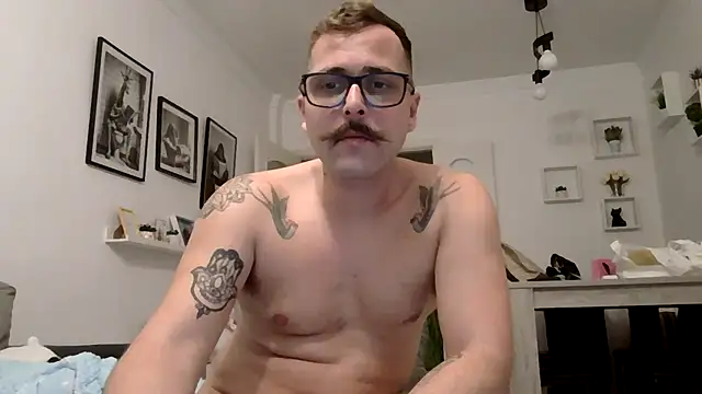 yanick931 online show from May 2026 11:12:03 PM