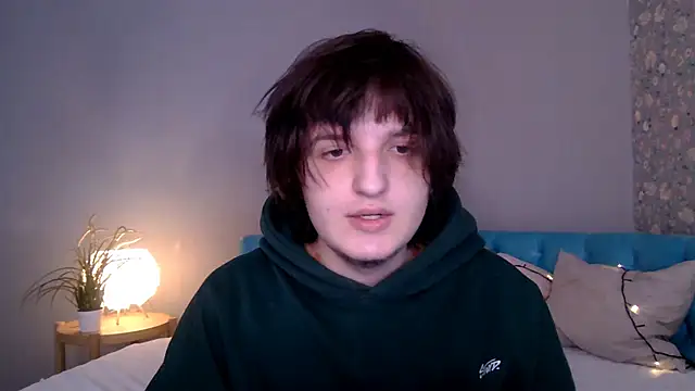 delalex online show from April 2026 06:33:02 PM