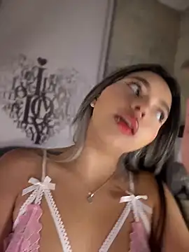 LolliePopsXXX online show from April 2026 01:05:01 PM