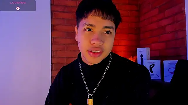 Lee Colee online show from April 2026 12:27:01 AM