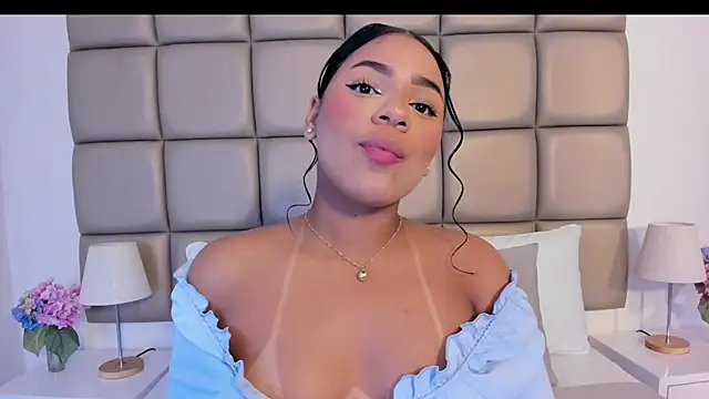 lilly williamss online show from April 2026 03:26:01 AM