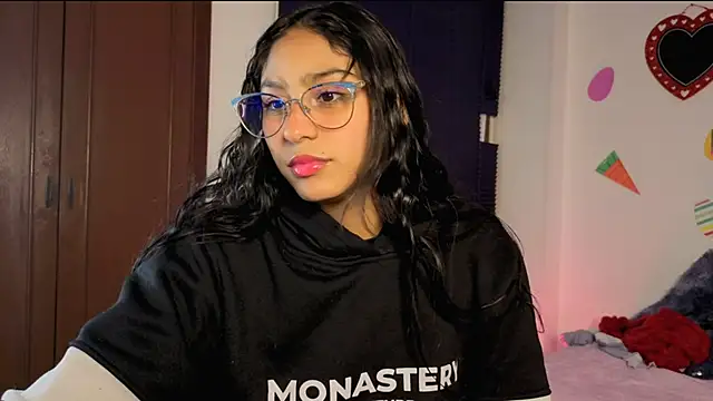 PaulaCutexs online show from April 2026 04:08:02 AM