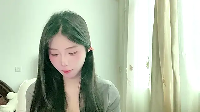 yiyibaby2026 online show from May 2026 02:40:02 AM