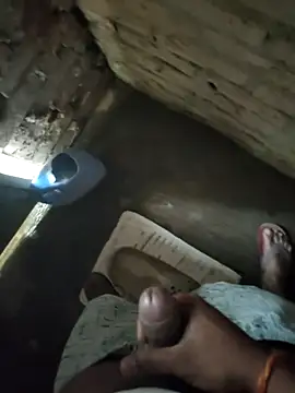 hotshweta online show from April 2026 01:01:02 AM