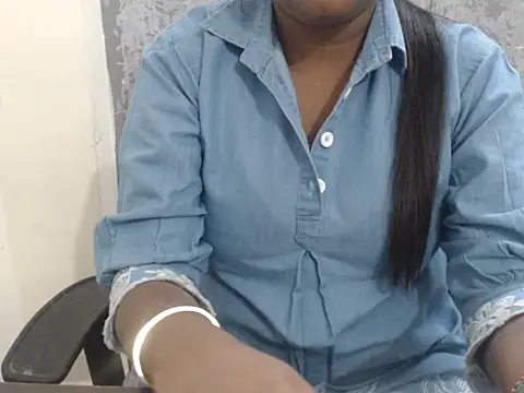 Snapshot of Naughty_Sana chatting on April 2026 07:03:02 AM Naughty Sana online show from April 2026 07:03:02 AM