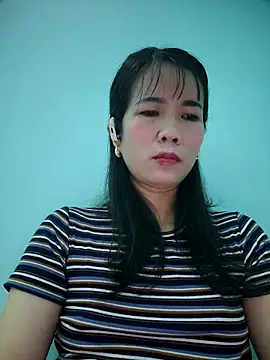 Geelio-playsx24 online show from April 2026 10:32:01 PM