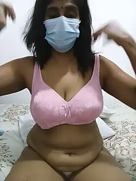 Snapshot of Amisha-35 chatting on July 2026 01:04:01 PM Amisha-35 online show from July 2026 01:04:01 PM