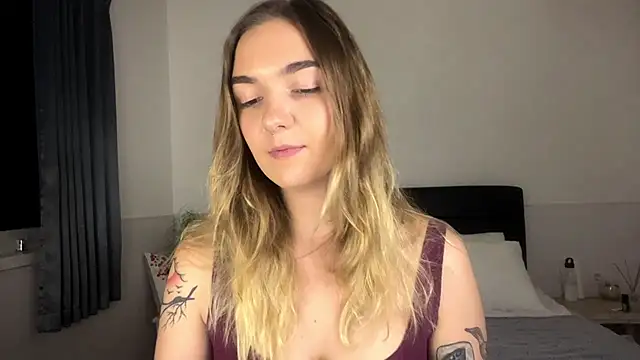 RoxyWet online show from July 2026 04:00:02 PM