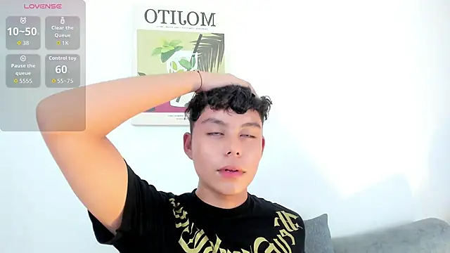 chico medusa online show from June 2026 08:20:02 PM