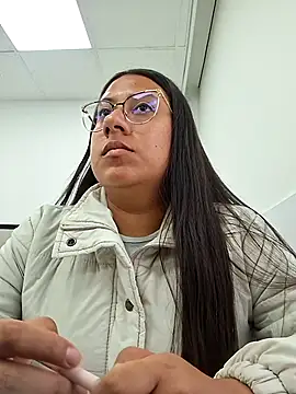 Scarlett zoee online show from April 2026 06:34:01 PM