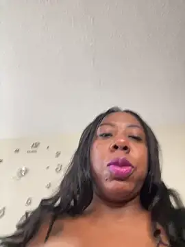 KendalCherN online show from April 2026 11:37:01 AM