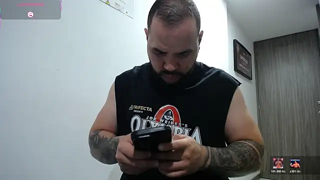 Axel Dominus online show from July 2026 08:33:01 AM