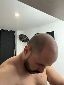 Axel Dominus online show from July 2026 11:06:01 AM