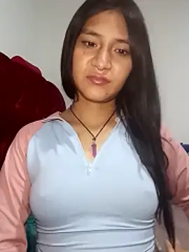KarolaMendez online show from June 2026 12:22:02 AM