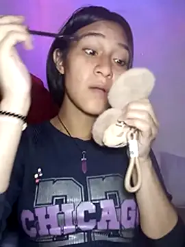 KarolaMendez online show from July 2026 09:07:02 PM