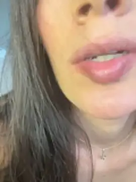 Evacrox online show from April 2026 05:03:02 PM