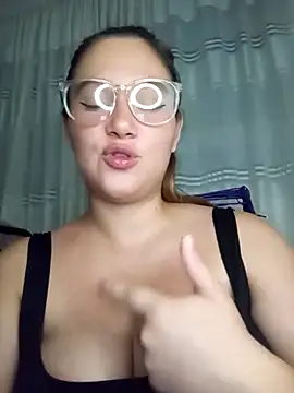 Snapshot of Brittany_G chatting on March 2026 07:11:02 AM Brittany G online show from March 2026 07:11:02 AM