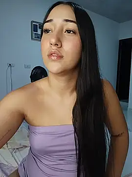 Snapshot of isabellaHill2 chatting on July 2026 07:23:02 AM isabellaHill2 online show from July 2026 07:23:02 AM