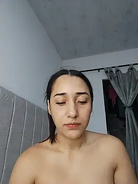 Snapshot of isabellaHill2 chatting on July 2026 04:51:02 AM isabellaHill2 online show from July 2026 04:51:02 AM