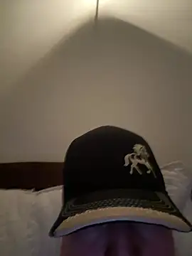 Elcolombianoo online show from April 2026 11:38:02 PM