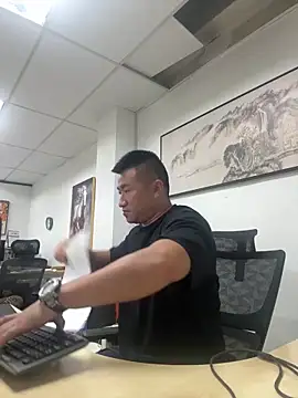 Cunzhangshibage02 online show from April 2026 07:03:02 AM