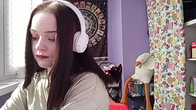 OneMomentPunch online show from March 2026 11:26:02 AM