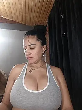 Alexandrina online show from October 2025 02:04:02 AM