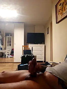 Czarnykonik7111 online show from April 2026 01:53:01 AM