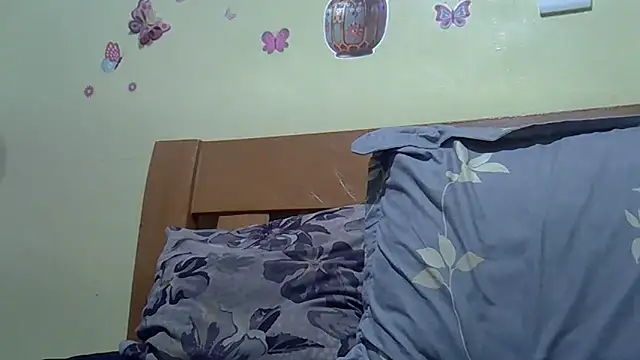 rurunaps online show from April 2026 02:20:01 AM